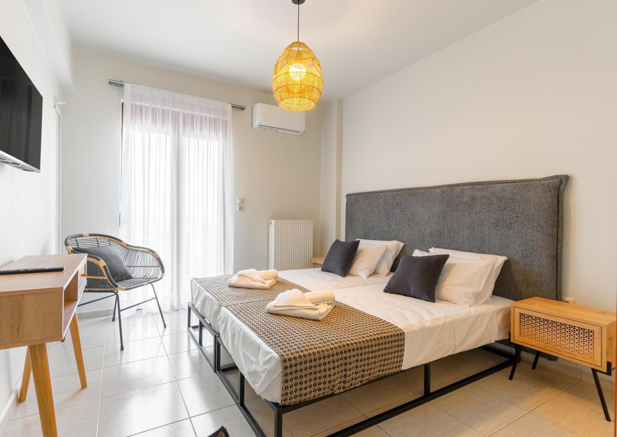 Ismini 3 Bedrooms,pool, Barbeque * Agios Dimitrios (Crete)