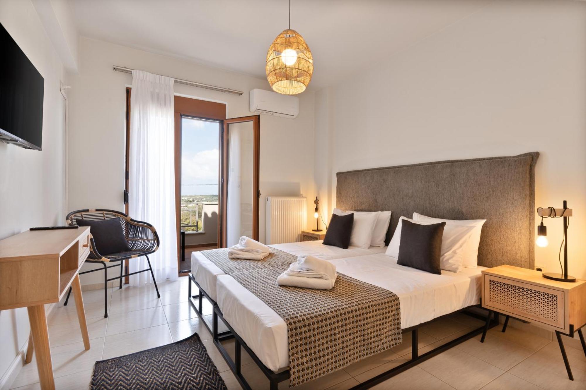 Villa Ismini 3 Bedrooms,pool, Barbeque